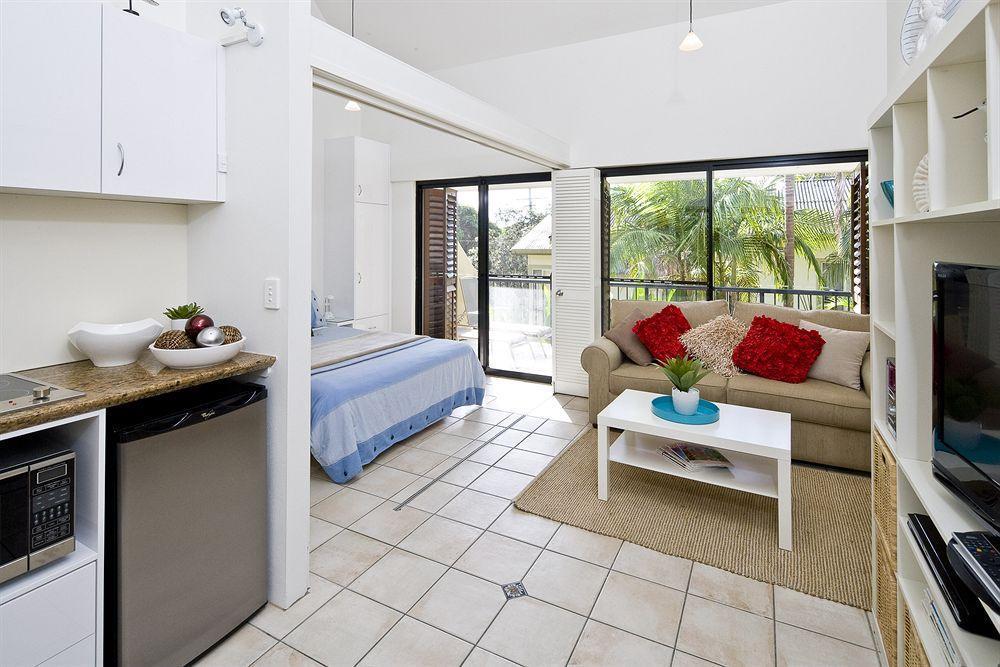 Julians Apartments Byron Bay Exterior photo